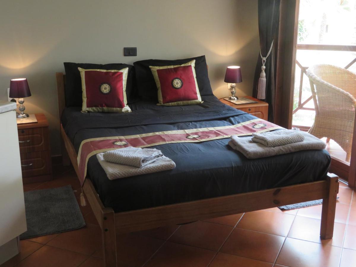 Adults Only Beachfront 1 Bed Studio Apartment In Porto Antigo 2 Santa Maria Sal With Pool Free Wifi & Aircon Ideal Long Stays المظهر الخارجي الصورة