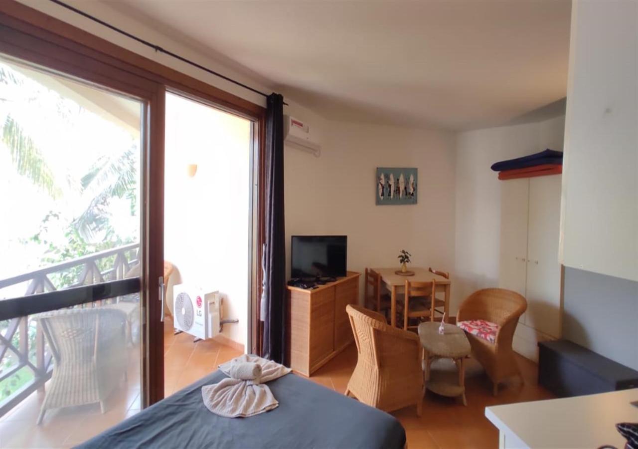 Adults Only Beachfront 1 Bed Studio Apartment In Porto Antigo 2 Santa Maria Sal With Pool Free Wifi & Aircon Ideal Long Stays المظهر الخارجي الصورة